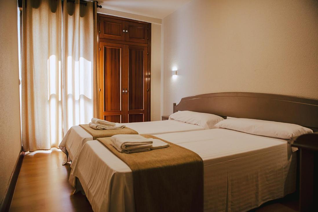 Hotel&Bar Ducay Olite Rom bilde